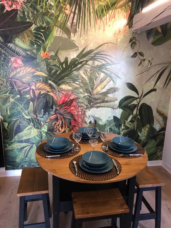 Blue Jungle Lägenhet Bourges Exteriör bild